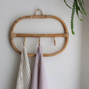 Moderner Kleiderständer aus Rattan Rattan Deko