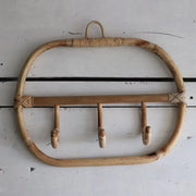 Moderner Kleiderständer aus Rattan Rattan Deko