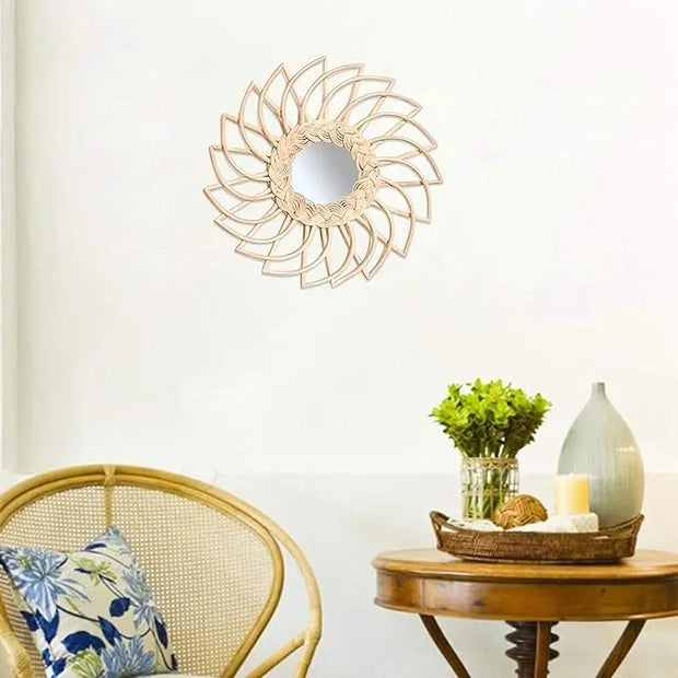 Rotin Sonnen-Spiegel mit spitzem Design Rattan Deko