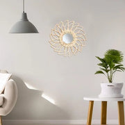 Rotin Sonnen-Spiegel mit spitzem Design Rattan Deko