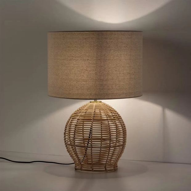 Rattan Tischlampe im skandinavischen Design - Rattan Deko