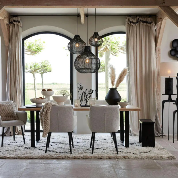 Schwarze Rattansuspension für stilvolle Beleuchtung - Rattan Deko