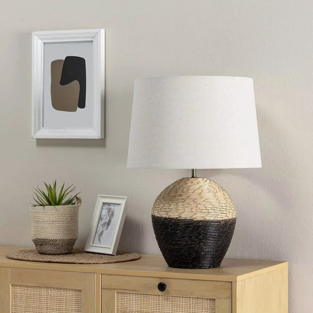 Rotin Design Lampe für stilvolle Wohnraumbeleuchtung - Rattan Deko