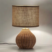 Wickel-Lampe aus Rattan für gemütliche Beleuchtung Rattan Deko