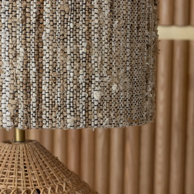 Rotin Tischlampe im Japandi Stil für gemütliche Akzente - Rattan Deko
