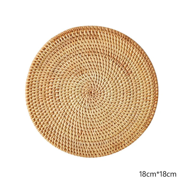Dekorativer Untersetzer aus Rattan für jeden Tisch Rattan Deko