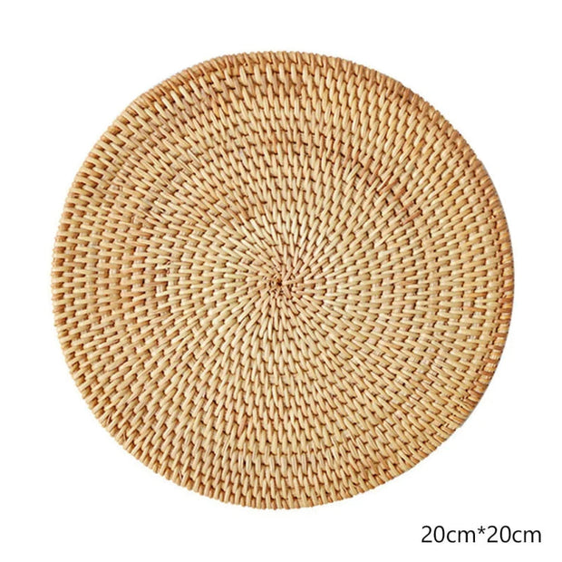 Dekorativer Untersetzer aus Rattan für jeden Tisch Rattan Deko