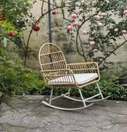 Rotin Fauteuil mit einzigartiger Schildkröten-Rückenlehne - Rattan Deko