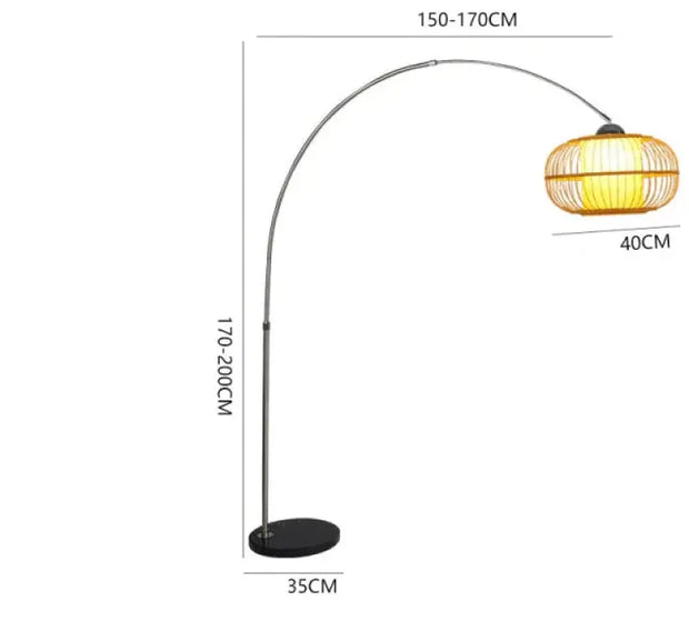 Bogenlampe aus Rattan für elegantes Ambiente - Rattan Deko