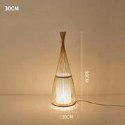 Rotin Stehlampe für elegantes Wohnen im Wohnzimmer - Rattan Deko