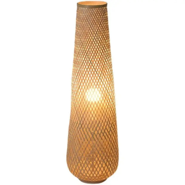 Rattan Stehlampe handgefertigt im Boho-Stil - Rattan Deko