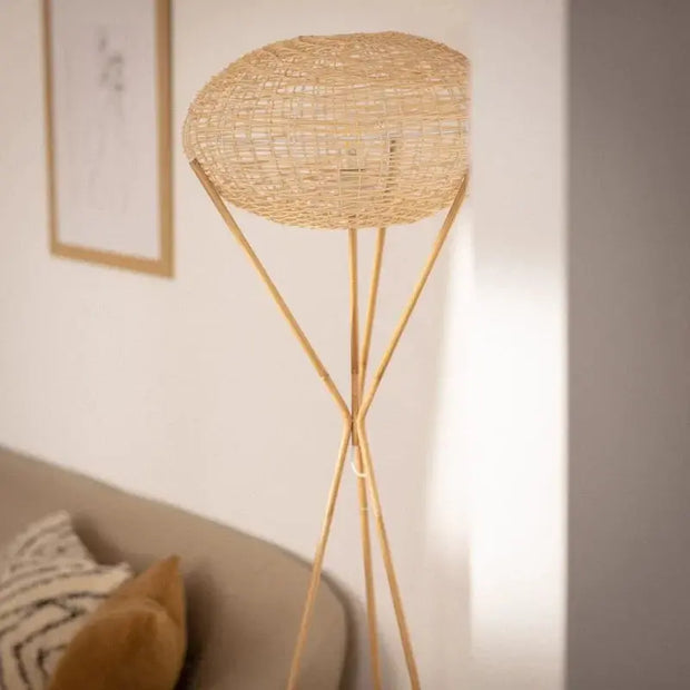 Lampadaire aus Rattan im modernen Design Rattan Deko