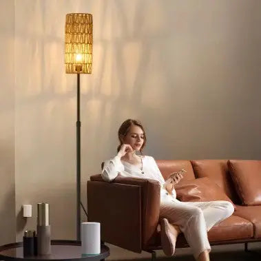 Vintage Lampadaire aus Rattan für stilvolle Beleuchtung Rattan Deko