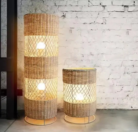 Lampadaire aus Rattan mit Gitterdesign Rattan Deko
