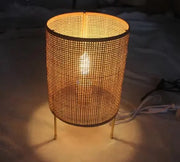 Elegante Rattanlampe für stilvolle Wohnräume - Rattan Deko