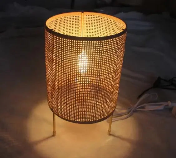 Elegante Rattanlampe für stilvolle Wohnräume - Rattan Deko