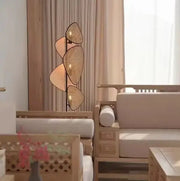 Stehlampe aus Rattan mit Blattdesign Rattan Deko