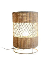 Lampadaire aus Rattan mit Gitterdesign Rattan Deko