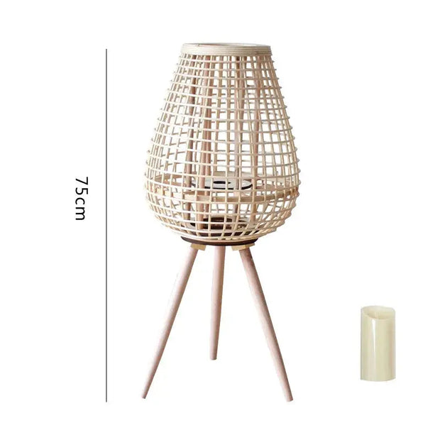 Rattan Laterne mit Kerze für stimmungsvolle Beleuchtung - Rattan Deko