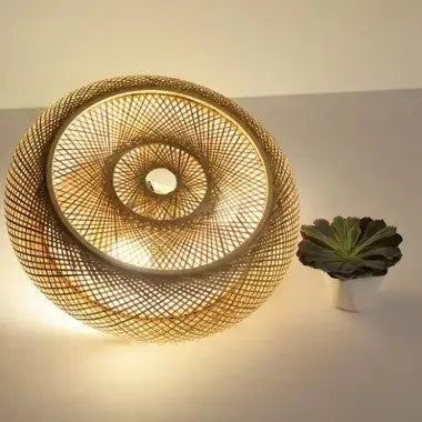 Vintage Rattan Lampe für ein gemütliches Ambiente Rattan Deko