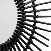 Runder Spiegel aus schwarzem Rattan für stilvolle Akzente - Rattan Deko