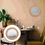 Runder Schminkspiegel aus Rattan für stilvolle Akzente Rattan Deko