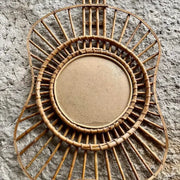 Rotin Gitarre Spiegel im Boho-Stil Rattan Deko